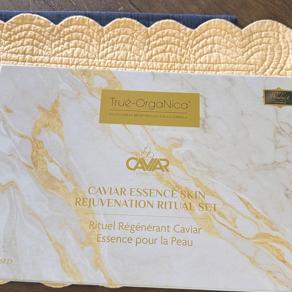 True Organica Caviar Essence Skin Rejuvenation Ritual Set - Gold and White